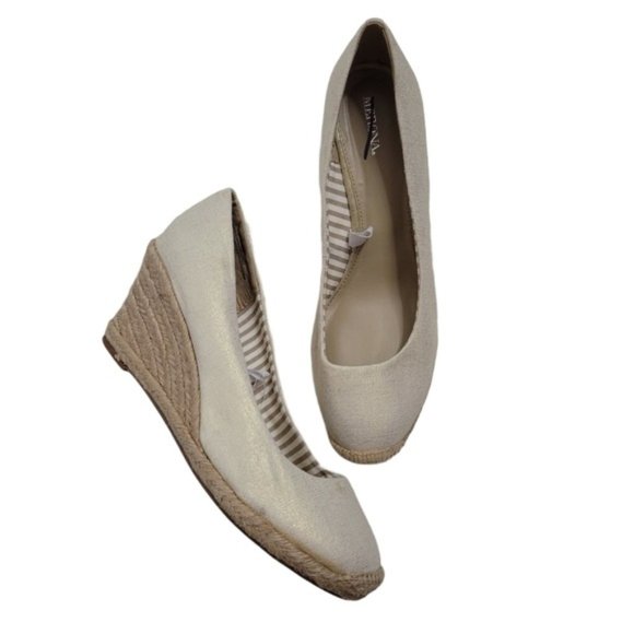 Merona Ivory Metallic Round Toe Slip-on Espadrille Wedge - Picture 1 of 11